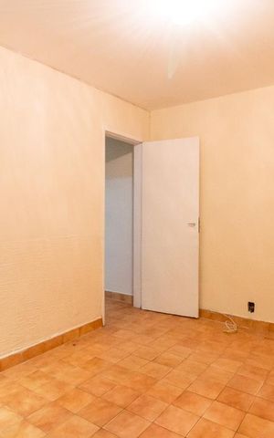 Casa à venda com 160m², 5 quartos e 4 vagasEdícula - quarto