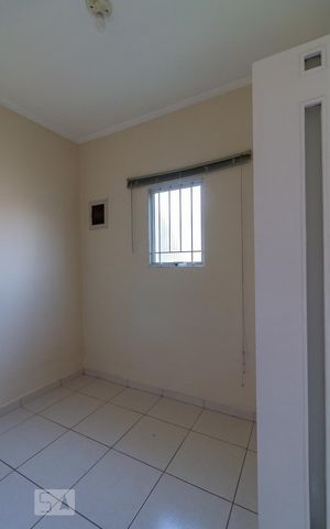 Casa à venda com 160m², 5 quartos e 4 vagasCloset quarto 1 suíte