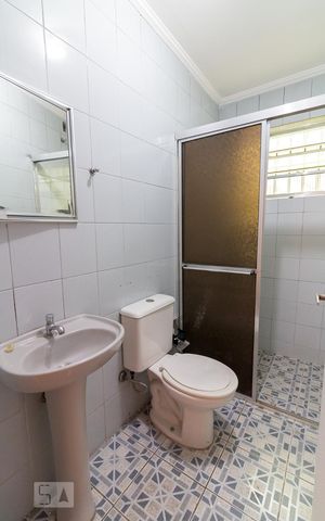 Casa à venda com 160m², 5 quartos e 4 vagasEdícula - banheiro