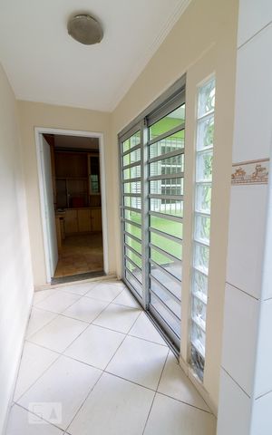 Casa à venda com 160m², 5 quartos e 4 vagasAcesso à edícula