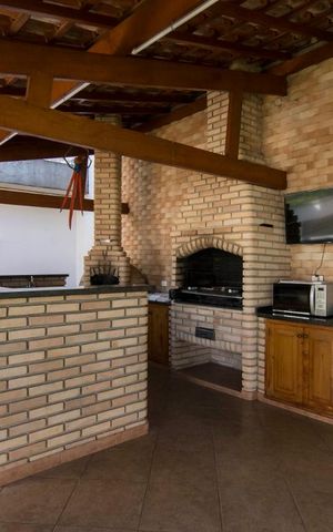 Apartamento para alugar com 225m², 4 quartos e 3 vagasChurrasqueira