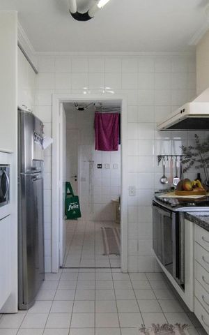 Apartamento para alugar com 225m², 4 quartos e 3 vagasCozinha