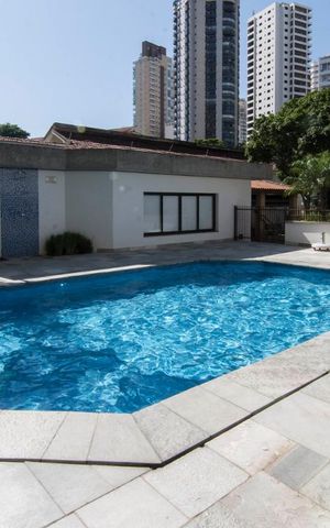 Apartamento para alugar com 225m², 4 quartos e 3 vagasPiscina