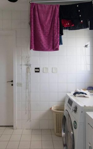 Apartamento para alugar com 225m², 4 quartos e 3 vagasLavanderia