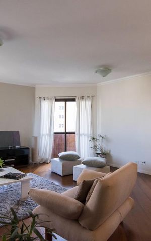 Apartamento para alugar com 225m², 4 quartos e 3 vagasSala