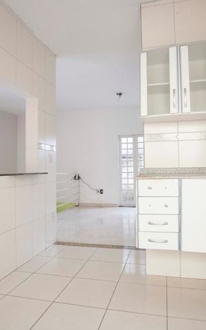 Casa à venda com 120m², 3 quartos e 5 vagascozinha