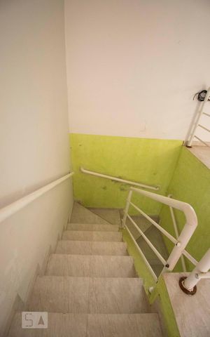 Casa à venda com 120m², 3 quartos e 5 vagasescada