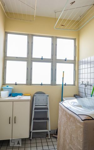 Apartamento para alugar com 60m², 2 quartos e 1 vaga Apartamento para alugar com 60m², 2 quartos e 1 vagaÁrea de Serviço