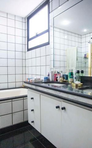 Apartamento para alugar com 300m², 4 quartos e 3 vagasbanheiro suite