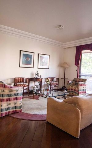 Apartamento para alugar com 300m², 4 quartos e 3 vagassala