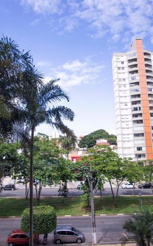 Apartamento para alugar com 300m², 4 quartos e 3 vagasvista
