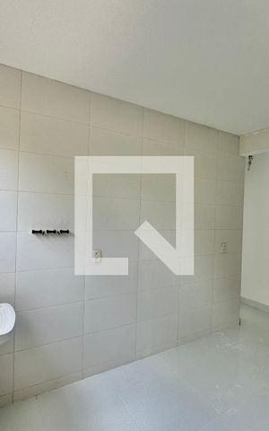 Apartamento à venda com 150m², 3 quartos e sem vaga Apartamento à venda com 150m², 3 quartos e sem vagaCozinha e Área de Serviço