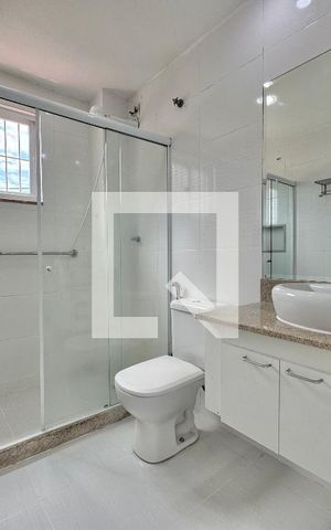 Apartamento à venda com 150m², 3 quartos e sem vaga Apartamento à venda com 150m², 3 quartos e sem vagaBanheiro Suíte