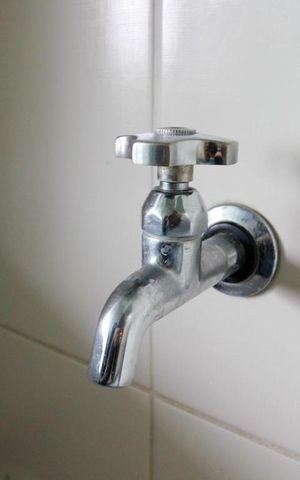 Apartamento à venda com 71m², 2 quartos e 1 vaga Apartamento à venda com 71m², 2 quartos e 1 vagaÁrea de Serviço