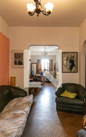 Casa para alugar com 250m², 5 quartos e 2 vagas Casa para alugar com 250m², 5 quartos e 2 vagasSala