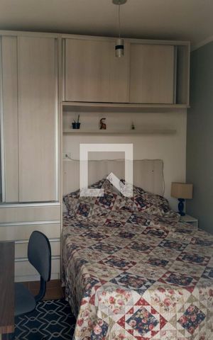 Casa para alugar com 250m², 5 quartos e 2 vagas Casa para alugar com 250m², 5 quartos e 2 vagasQuarto 2