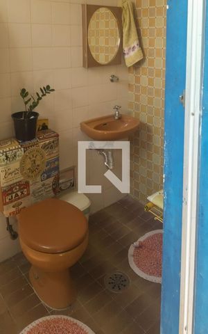 Casa para alugar com 250m², 5 quartos e 2 vagas Casa para alugar com 250m², 5 quartos e 2 vagasBanheiro 3