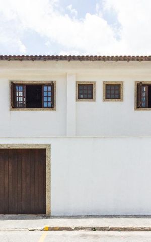 Casa à venda com 750m², 7 quartos e 5 vagasFachada