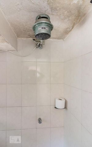 Casa à venda com 750m², 7 quartos e 5 vagasBanheiro de Serviço