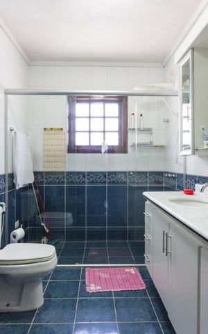 Casa à venda com 750m², 7 quartos e 5 vagasBanheiro Suite 1
