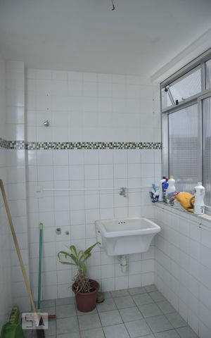 Apartamento à venda com 60m², 2 quartos e 1 vagaCozinha e Área de Serviço