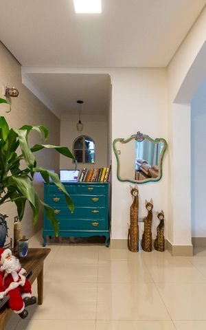 Casa para alugar com 240m², 3 quartos e 2 vagasSala