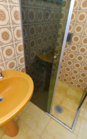 Casa à venda com 274m², 4 quartos e 6 vagas Casa à venda com 274m², 4 quartos e 6 vagasBanheiro Suíte reversível