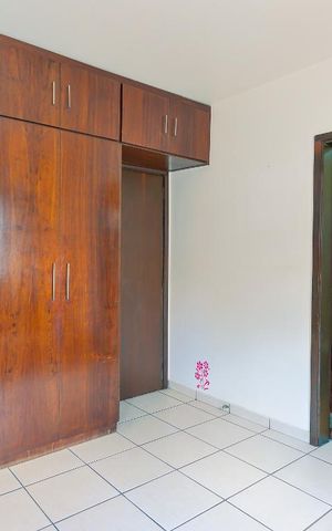 Casa à venda com 274m², 4 quartos e 6 vagas Casa à venda com 274m², 4 quartos e 6 vagasSuíte 1