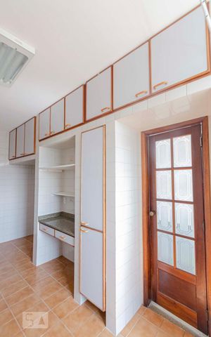 Apartamento à venda com 70m², 2 quartos e 1 vagaCozinha