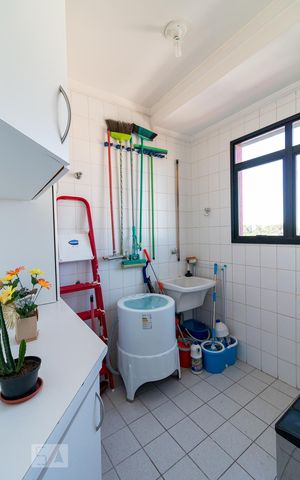 Apartamento à venda com 90m², 3 quartos e 2 vagasÁrea de serviço