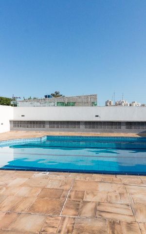 Apartamento à venda com 90m², 3 quartos e 2 vagasPiscina