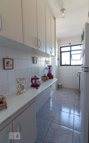 Apartamento à venda com 90m², 3 quartos e 2 vagasCozinha