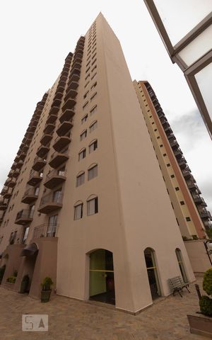 Apartamento à venda com 80m², 2 quartos e 1 vaga Apartamento à venda com 80m², 2 quartos e 1 vagaFachada