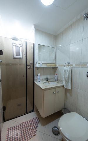 Apartamento à venda com 80m², 2 quartos e 1 vaga Apartamento à venda com 80m², 2 quartos e 1 vagaBanheiro Social
