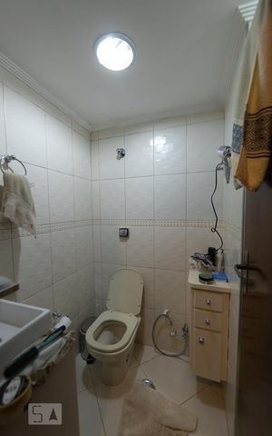 Apartamento à venda com 80m², 2 quartos e 1 vaga Apartamento à venda com 80m², 2 quartos e 1 vagaBanheiro da Suite
