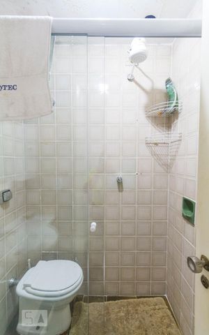 Casa para alugar com 220m², 4 quartos e 2 vagasSuíte - Quarto 4