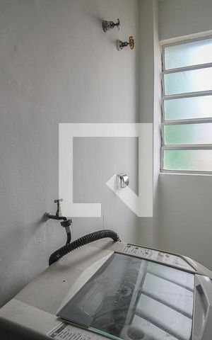 Apartamento para alugar com 24m², 1 quarto e sem vaga Apartamento para alugar com 24m², 1 quarto e sem vagaBanheiro