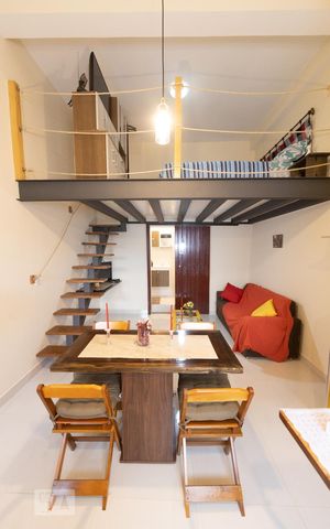 Studio para alugar com 32m², 1 quarto e sem vaga Studio para alugar com 32m², 1 quarto e sem vagaStudio