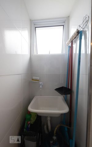 Studio para alugar com 32m², 1 quarto e sem vaga Studio para alugar com 32m², 1 quarto e sem vagaÁrea de Serviço
