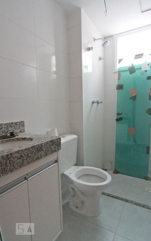 Apartamento à venda com 43m², 2 quartos e sem vaga Apartamento à venda com 43m², 2 quartos e sem vagaBanheiro