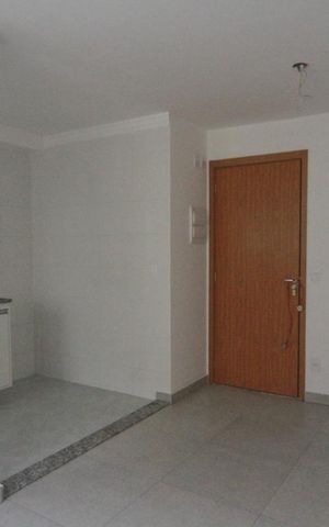 Apartamento à venda com 43m², 2 quartos e sem vaga Apartamento à venda com 43m², 2 quartos e sem vagaSala