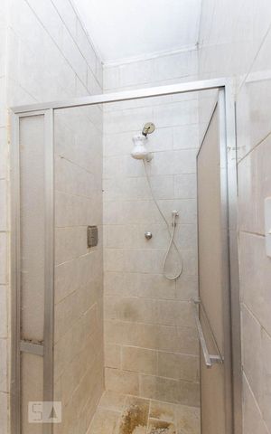 Apartamento para alugar com 40m², 2 quartos e 1 vaga Apartamento para alugar com 40m², 2 quartos e 1 vagaBanheiro Social
