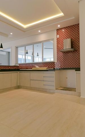 Casa de condomínio à venda com 472m², 3 quartos e 4 vagas Casa de condomínio à venda com 472m², 3 quartos e 4 vagasCozinha