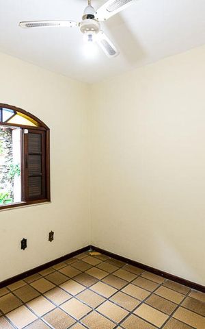Casa à venda com 150m², 4 quartos e 1 vaga Casa à venda com 150m², 4 quartos e 1 vagaQuarto 3