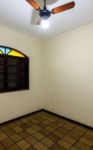 Casa à venda com 150m², 4 quartos e 1 vaga Casa à venda com 150m², 4 quartos e 1 vagaQuarto 1