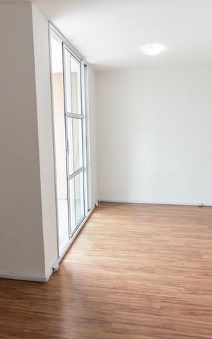 Apartamento à venda com 61m², 2 quartos e 1 vaga Apartamento à venda com 61m², 2 quartos e 1 vagaSala