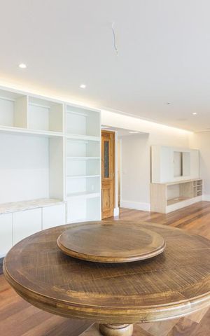Apartamento para alugar com 205m², 3 quartos e 4 vagasSala