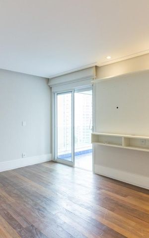 Apartamento para alugar com 205m², 3 quartos e 4 vagasSuite Master