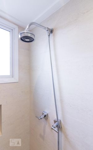 Apartamento para alugar com 205m², 3 quartos e 4 vagasBanheiro Suite 2