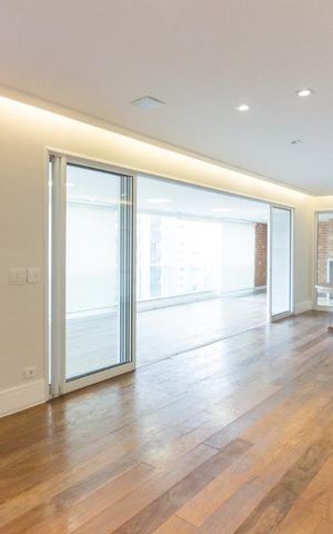 Apartamento para alugar com 205m², 3 quartos e 4 vagasSala